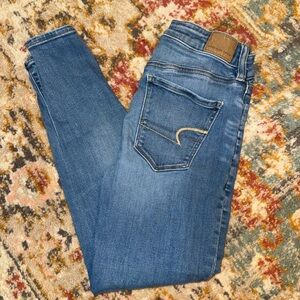 American Eagle Hi-Rise Jegging